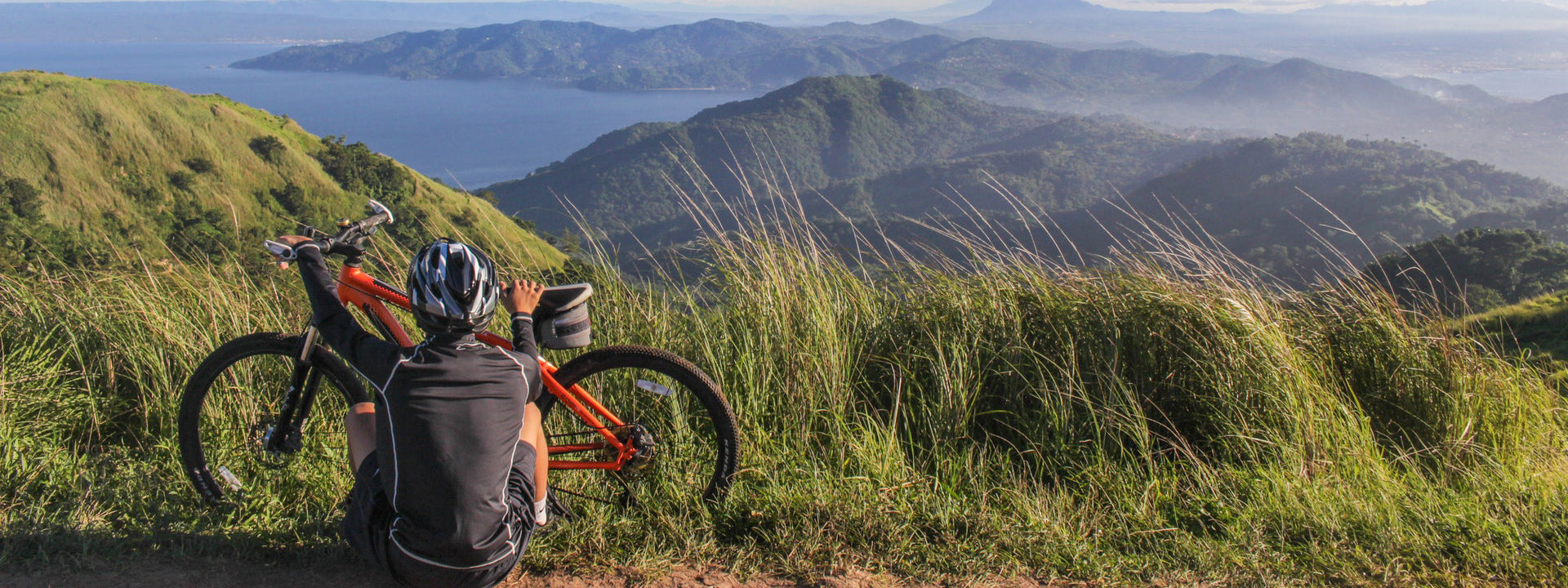 Trail Essentials - Kit to take on a mountain bike ride from the bare  minimum to safety essentials