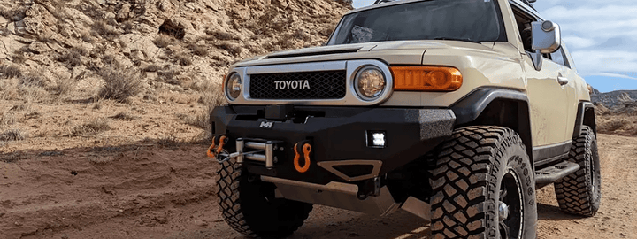 FJ Cruiser with upgraded bumper & tires