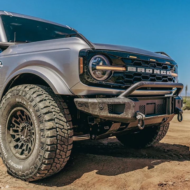 Ford Bronco with BodyArmor front bumper in the desert