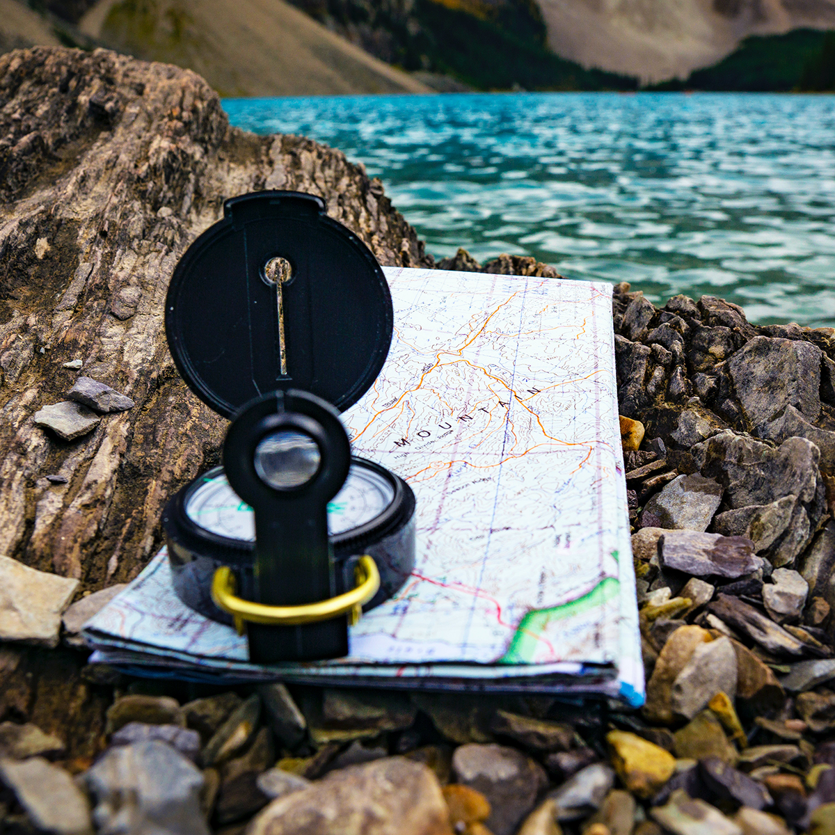 Map and Compass Navigation: Mastering Essential Skills – Gearlanders