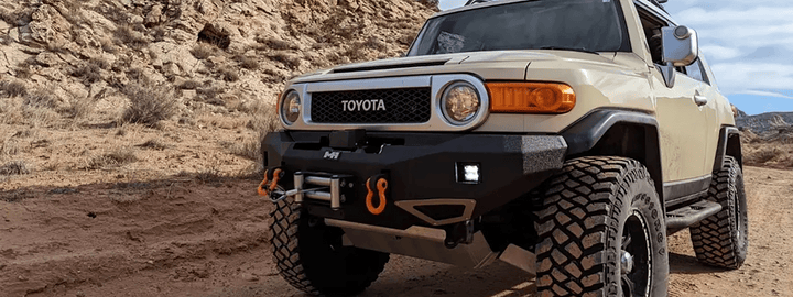 FJ Cruiser with upgraded bumper & tires