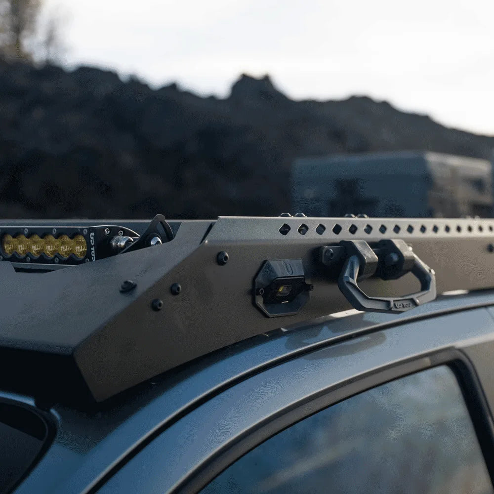 upTOP KILO Colorado rack front three-quarter view
