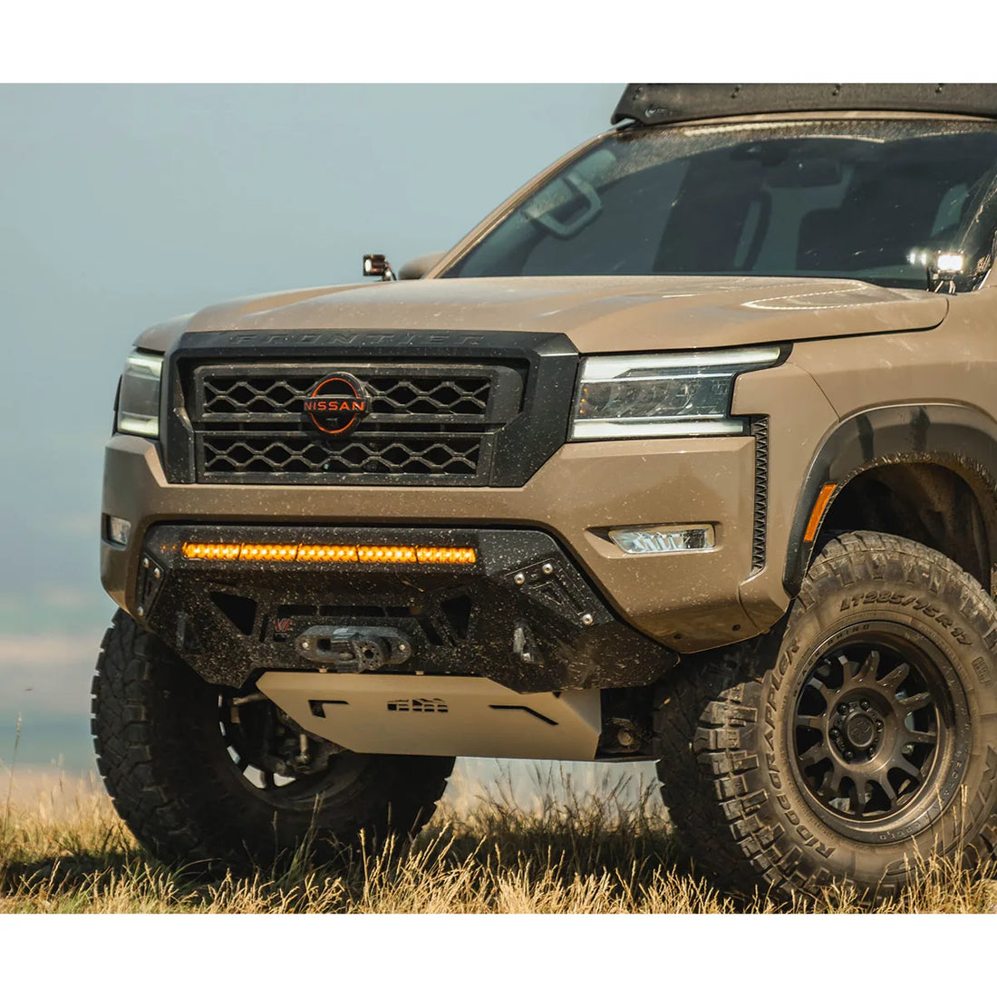 Off-road Nissan Frontier with Covert bumper