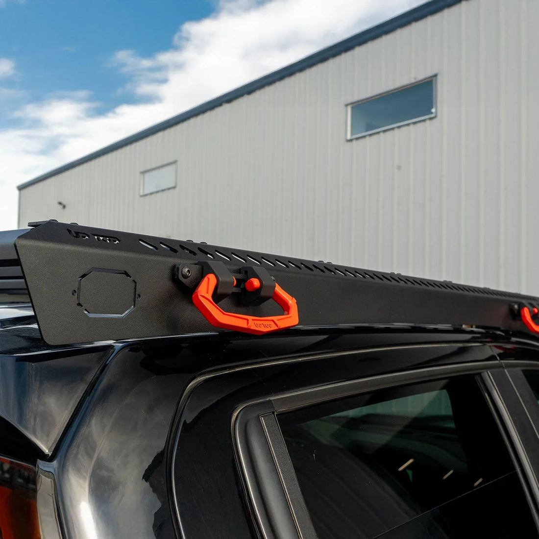 upTOP KILO Silverado rack detail