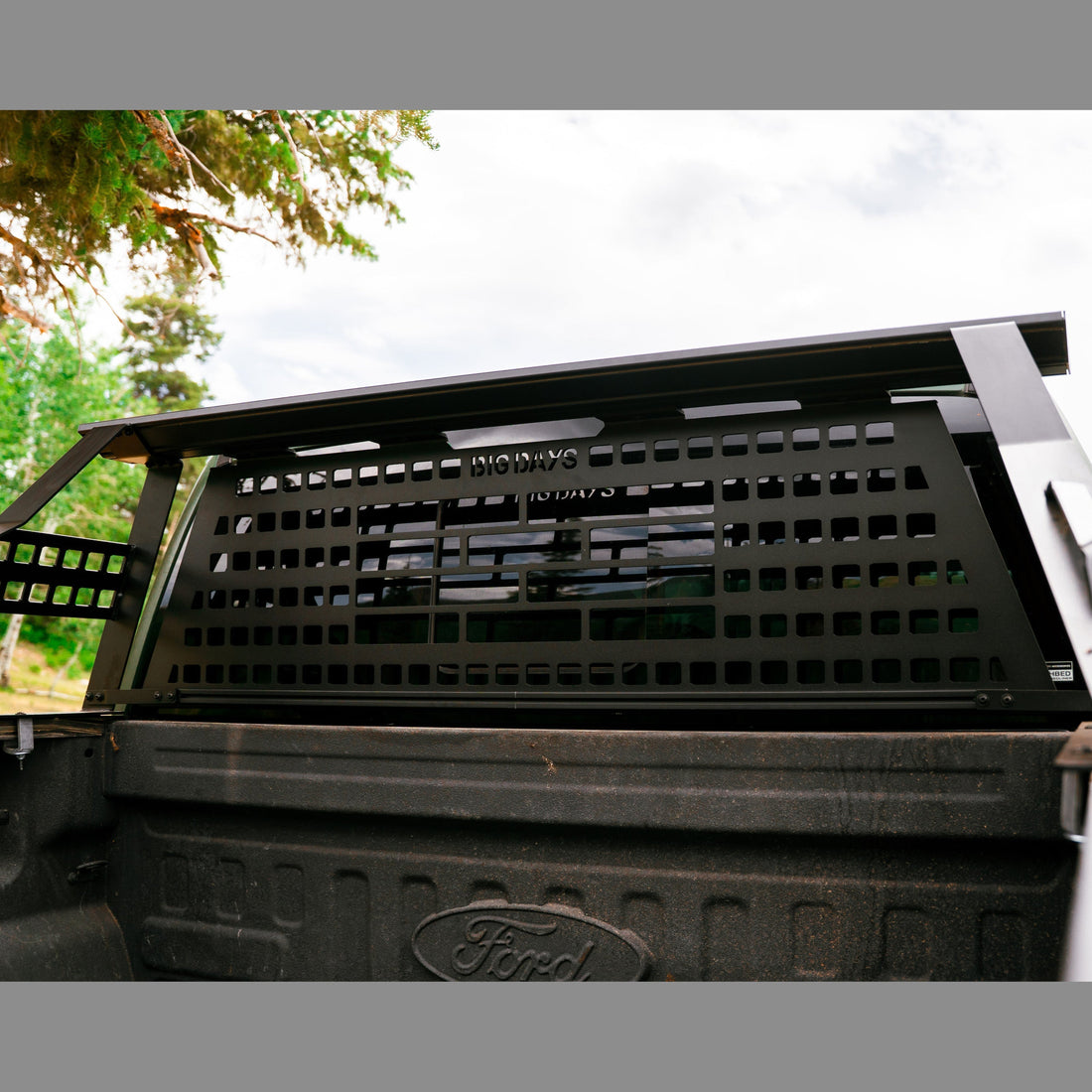 Rear visibility cutout in the Big Days Chase Rack headache plate
