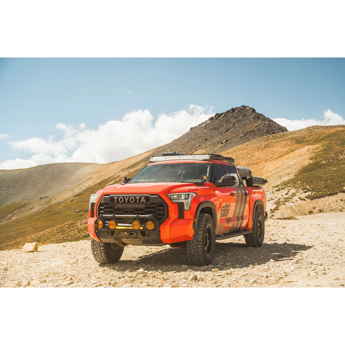 Prinsu Pro roof rack lifestyle on Toyota Tundra 6