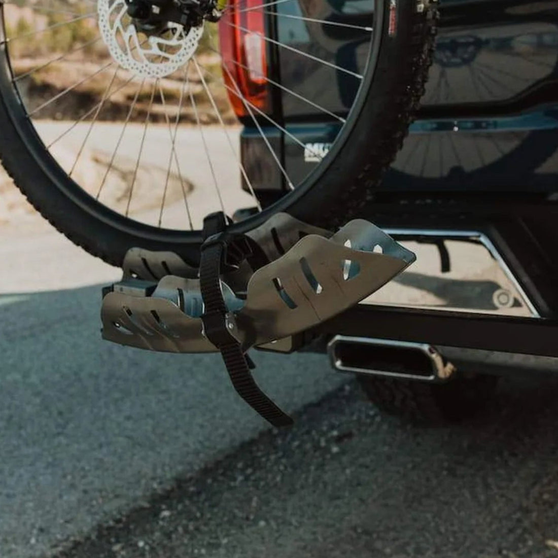 Swagman Chinook hitch rack lifestyle with bikes secured