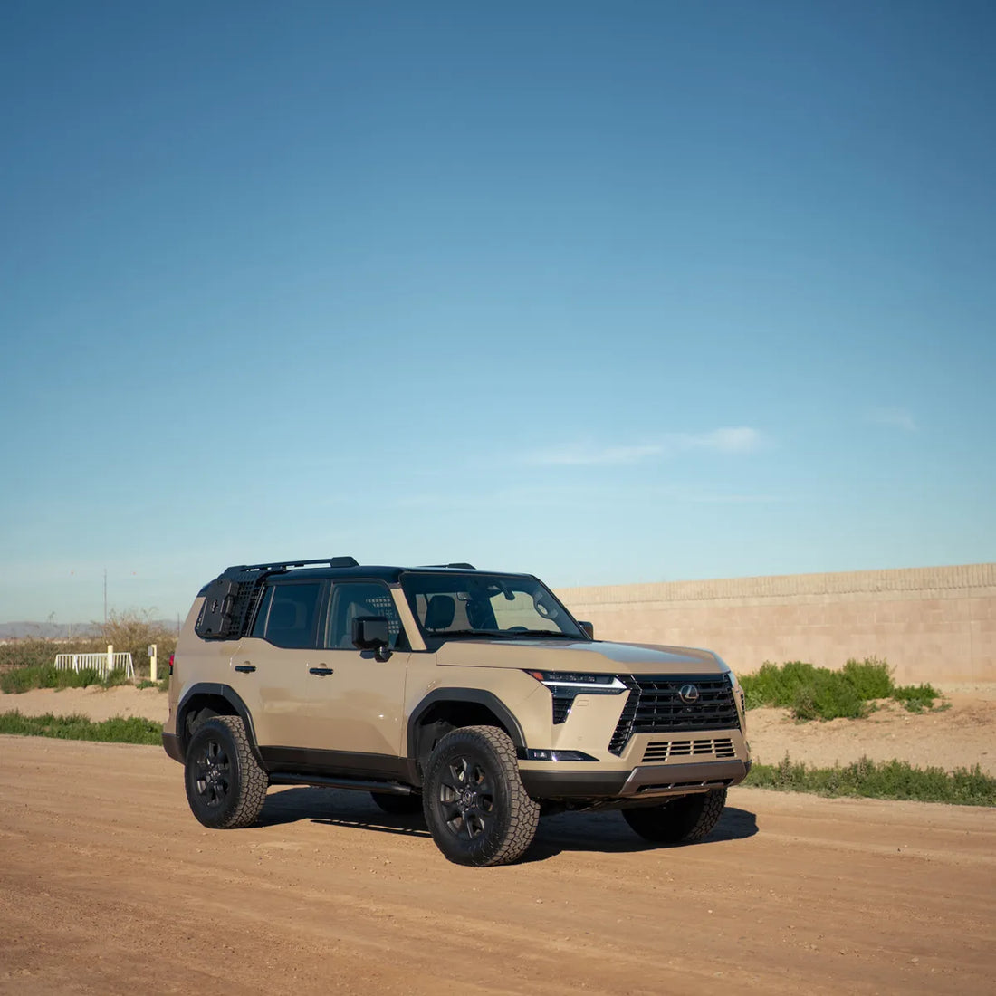 Rago Land Cruiser / GX 550 External Molle Panels 2024-2026 view 2