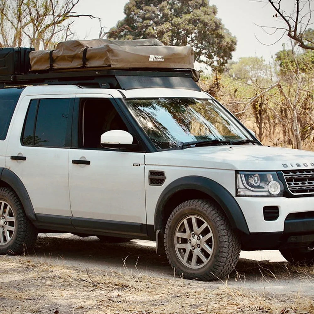 Front Runner Slimline II Roof Rack Kit for Land Rover LR3/LR4 (Discovery 3/4), view 4 of 5