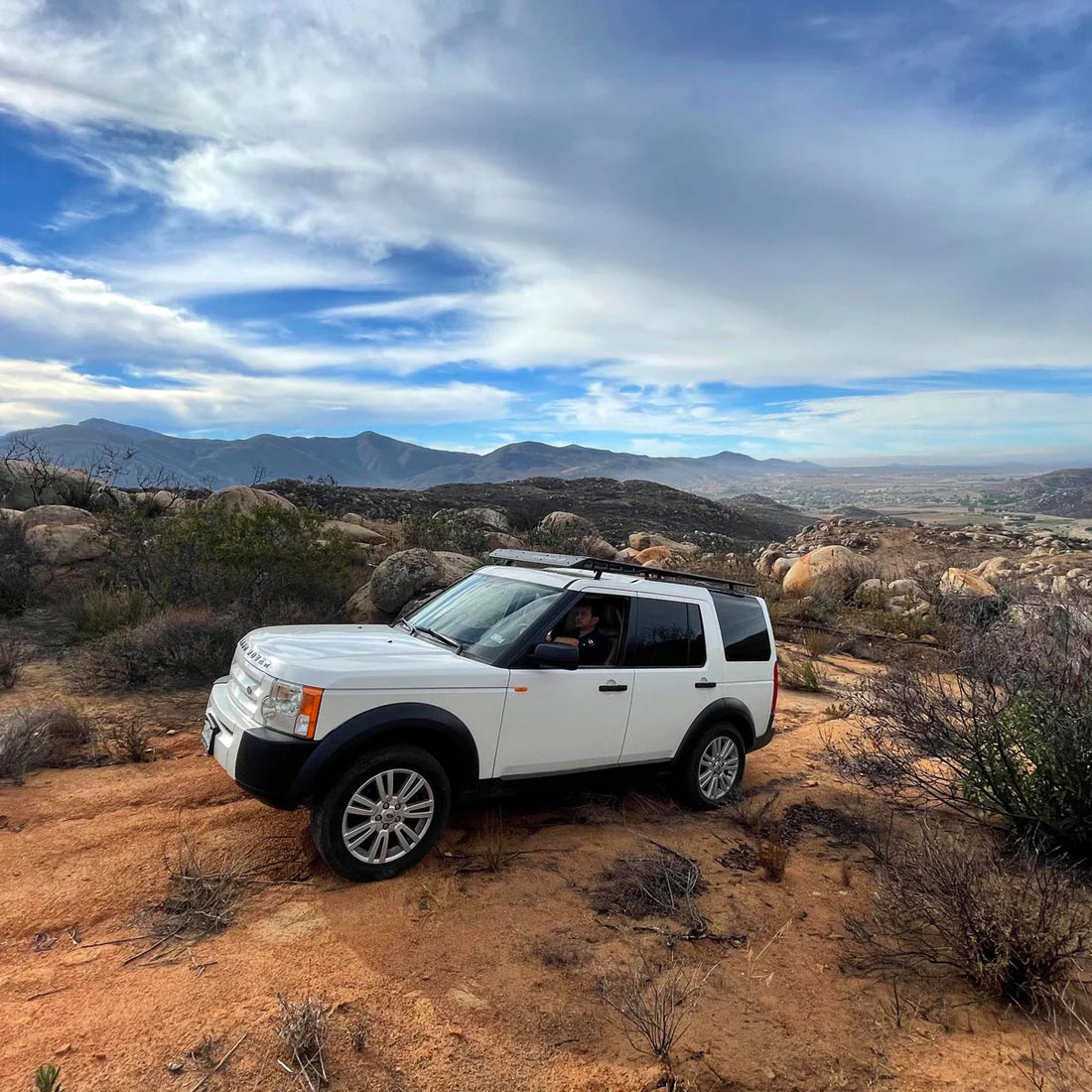 Land Rover LR3 or LR4 Utility Roof Rack: Enhance Your Adventure ...