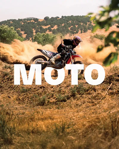 Motorcycle rider on a dirt track with 'Moto' text overlay