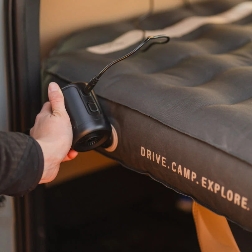 Inflating the Luno AIR Pro mattress with the included 12V air pump