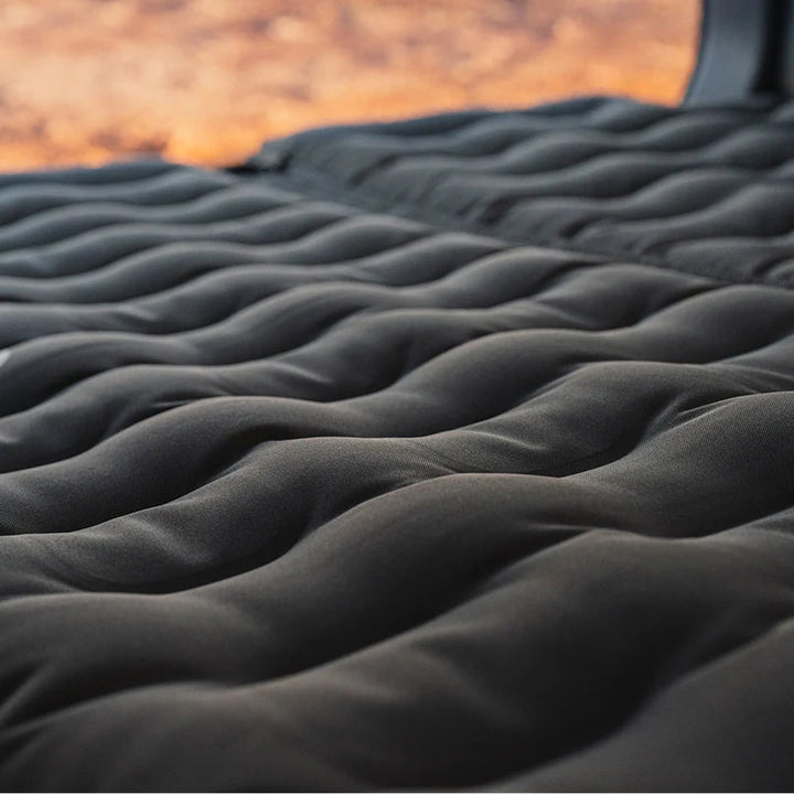 Luno AIR Pro mattress top fabric and air channels, used in the Wrangler/Bronco size