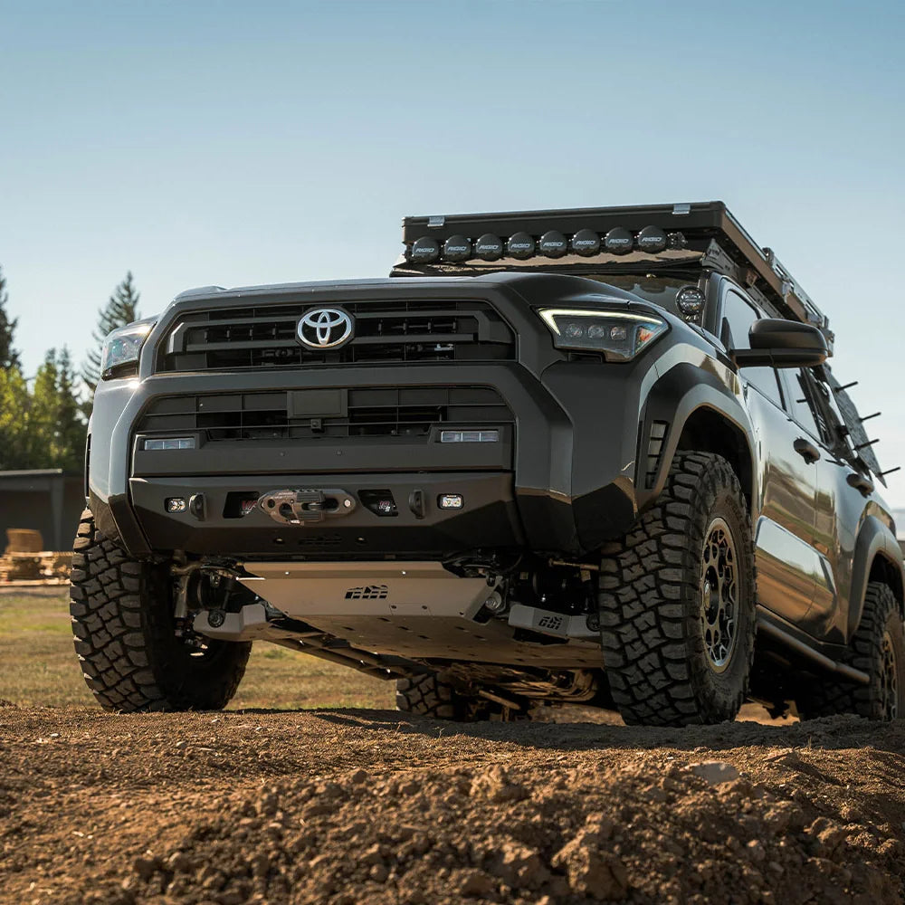 Front view of a 6th Gen 4Runner with CBI Super Stock bumper on dirt