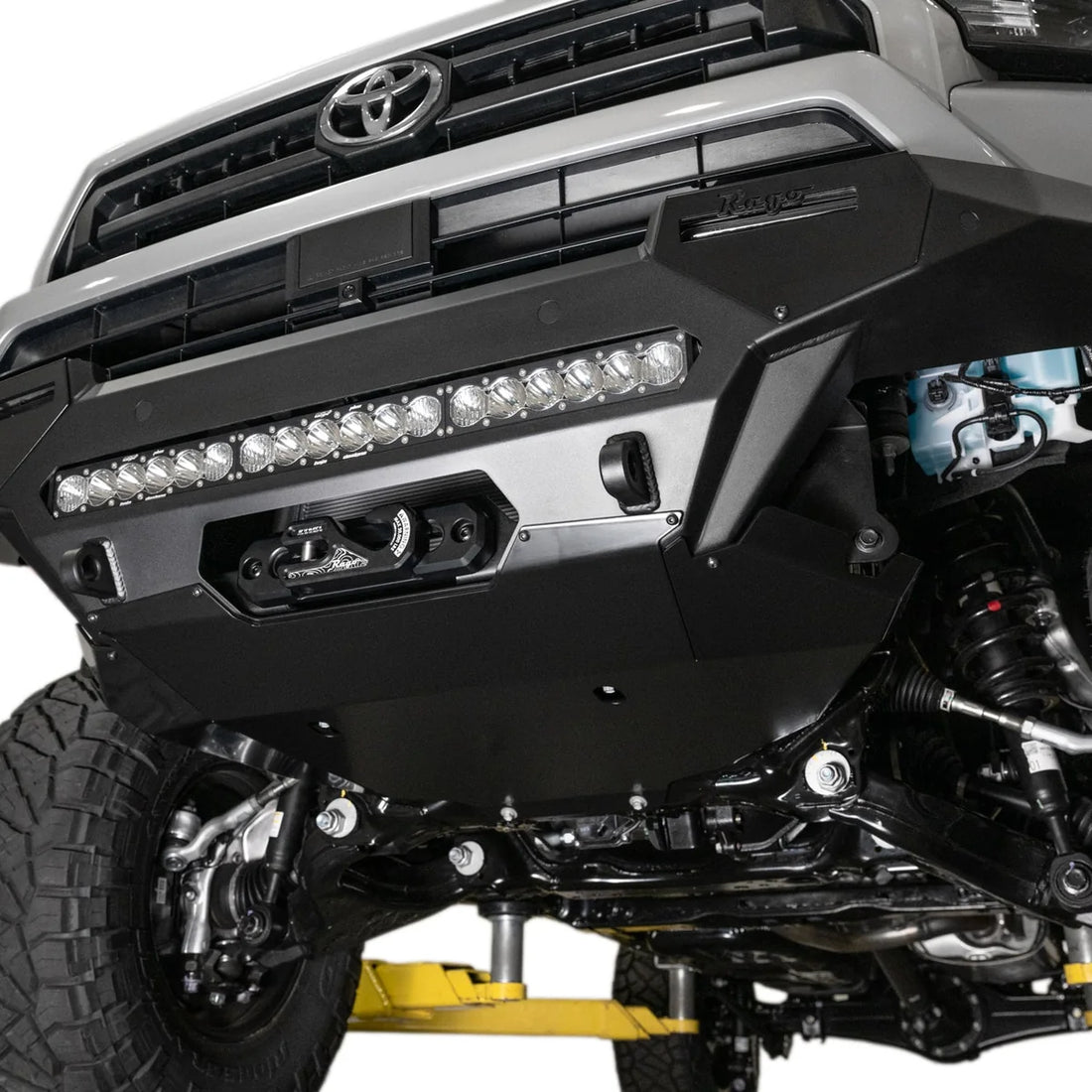 Rago 4Runner skid plate and bumper, front view