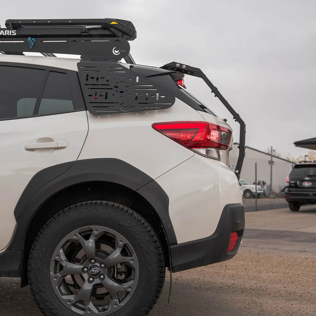Subaru Crosstrek with Prinsu ladder and roof rack, side view