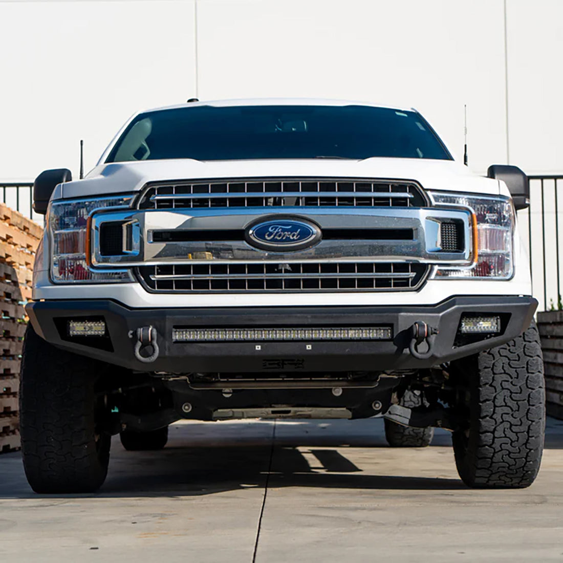 f-150 bumper with lightbar