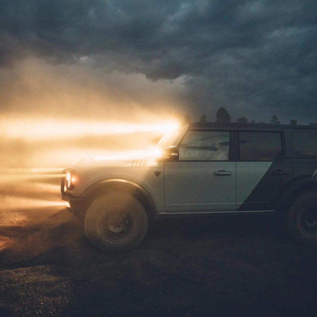 Bronco 40" LED Light Bar + Roof Mount Kit